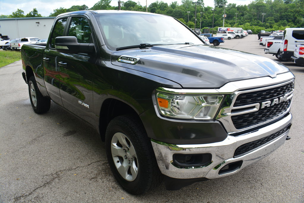 Used 2022 RAM 1500 Big Horn AWD/4WD image 4