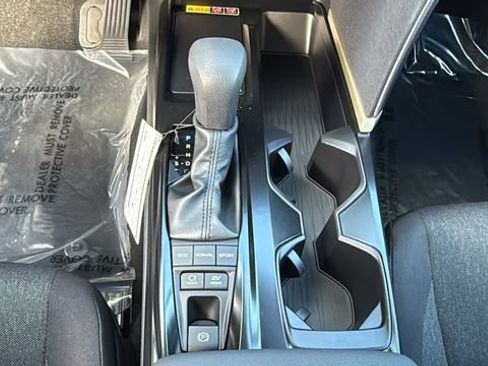 Used 2025 Toyota Camry LE w/ Convenience Package image 25