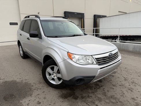 Used 2010 Subaru Forester 2.5X AWD/4WD image 5
