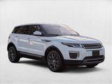 Used 2017 Land Rover Range Rover Evoque SE image 3