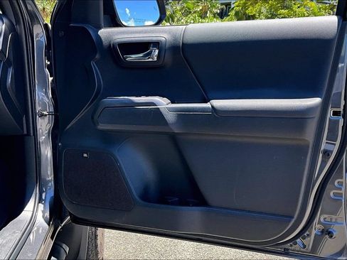 Used 2023 Toyota Tacoma TRD Pro AWD/4WD image 19