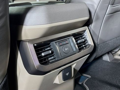 Used 2026 Ford F450 Platinum w/ Platinum Plus Package image 19