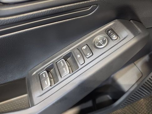 Certified 2025 Honda Accord LX image 15