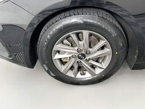 Used 2020 Kia Optima LX FWD image 11