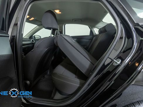 Used 2020 Kia Forte LXS image 29