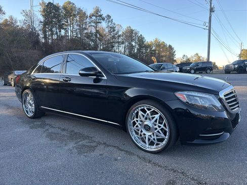 Used 2016 Mercedes-Benz S 550 4MATIC Sedan image 3