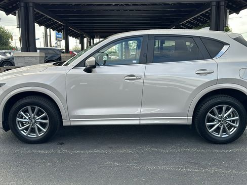 Used 2024 MAZDA CX-5 AWD 2.5 S w/ Preferred Package image 5