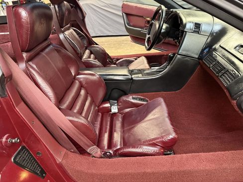 Used 1993 Chevrolet Corvette Coupe image 54