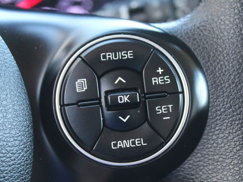 Certified 2022 Kia Soul LX w/ Technology Package image 29