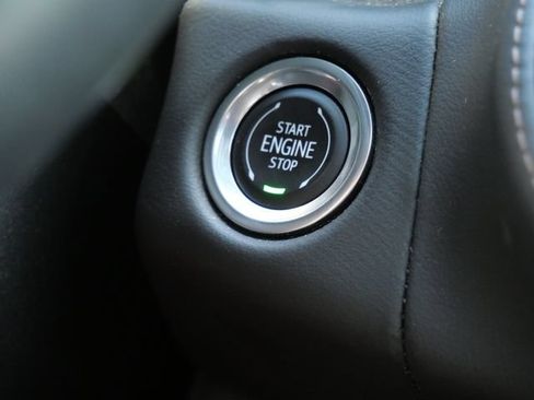 Used 2023 Chevrolet Suburban High Country AWD/4WD image 30