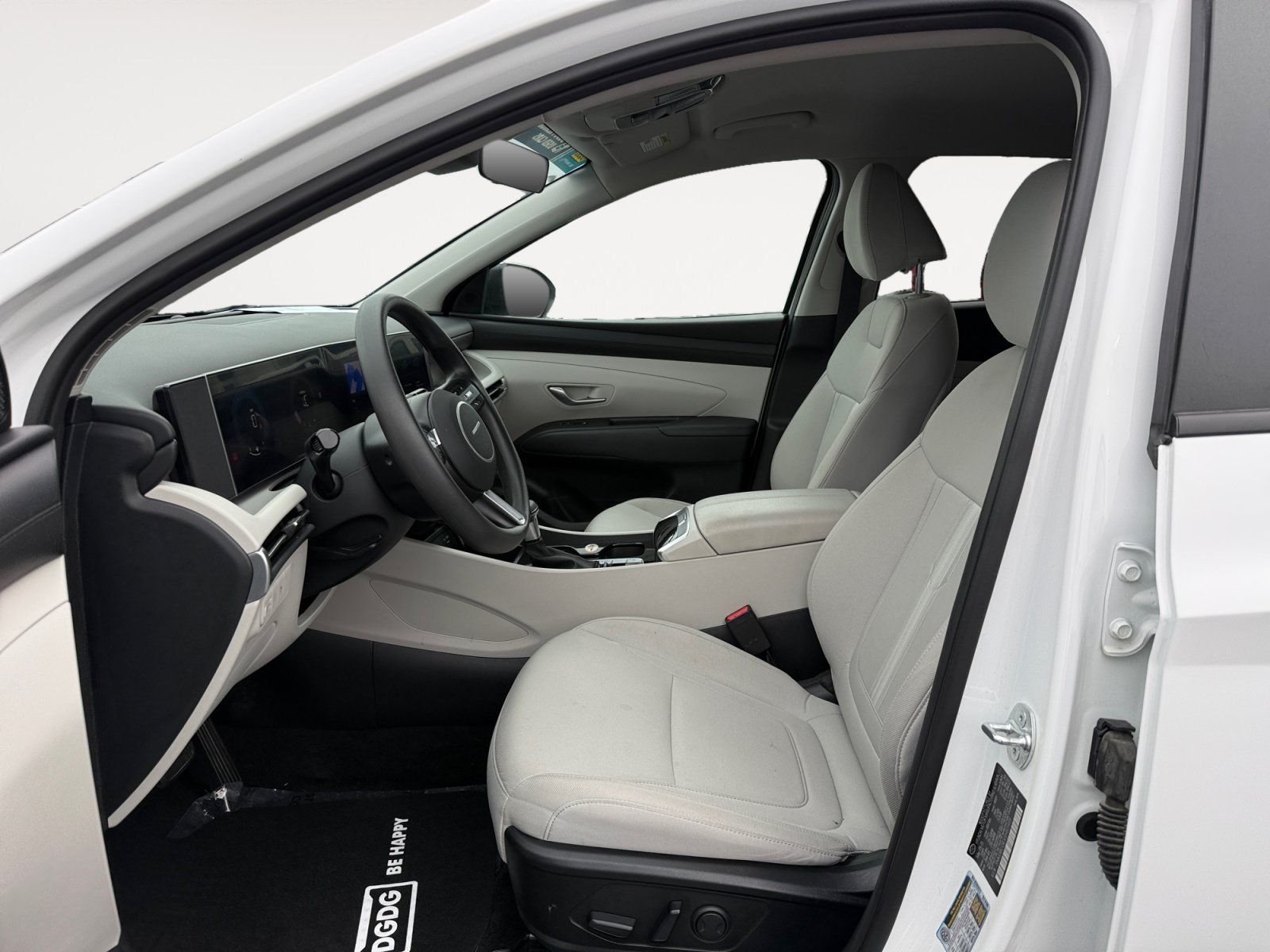 Used 2025 Hyundai Tucson SEL AWD/4WD image 10
