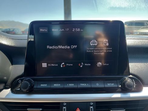 Used 2023 Kia Forte LXS FWD image 18