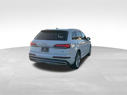 Used 2023 Audi Q7 2.0T Premium w/ Towing Package image 5