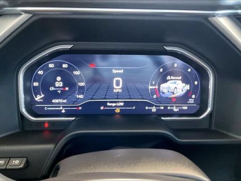 Used 2023 GMC Sierra 1500 Denali w/ Technology Package AWD/4WD image 10