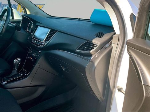 Used 2017 Buick Encore Preferred AWD/4WD image 31