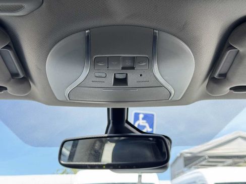 Used 2019 INFINITI QX60 Luxe w/ Essential Package FWD image 25