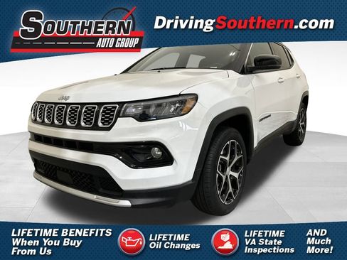 Used 2024 Jeep Compass Limited image 1