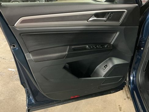 Used 2021 Volkswagen Atlas SEL image 11