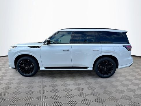 New 2026 INFINITI QX80 4WD image 8