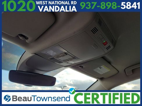 Used 2024 Volkswagen Taos SE image 30