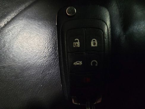 Used 2014 Buick LaCrosse Leather FWD image 32