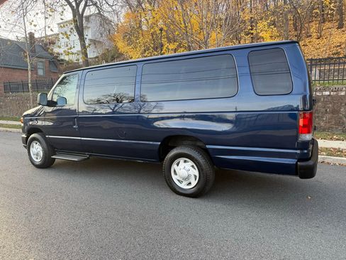 Used 2008 Ford E-350 and Econoline 350 XLT image 5