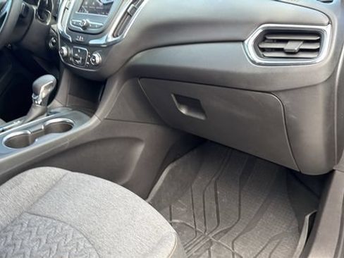 Used 2023 Chevrolet Equinox LT FWD image 15