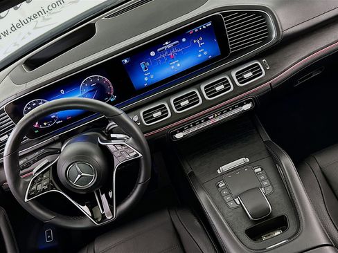 Used 2024 Mercedes-Benz GLE 450 GLE 450 AMG Line Night 4MATIC image 17