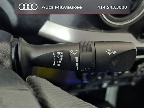 Used 2020 Toyota Tacoma SR5 AWD/4WD image 29