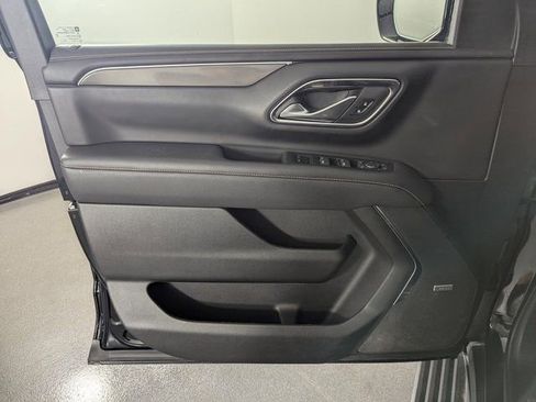 Used 2023 GMC Yukon AT4 w/ Technology Package image 13