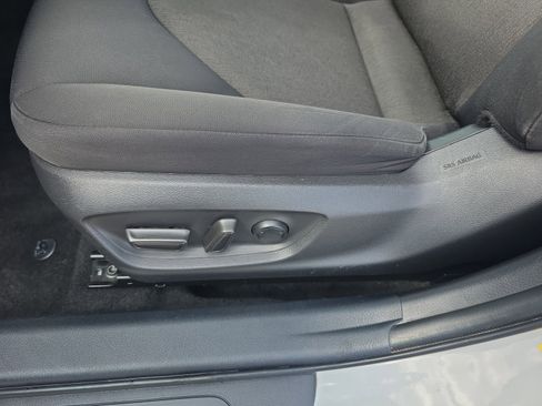 Used 2022 Toyota Camry LE w/ Carpet Mat Package (TMS) image 14