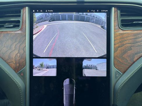 Used 2019 Tesla Model X 75D AWD/4WD image 15