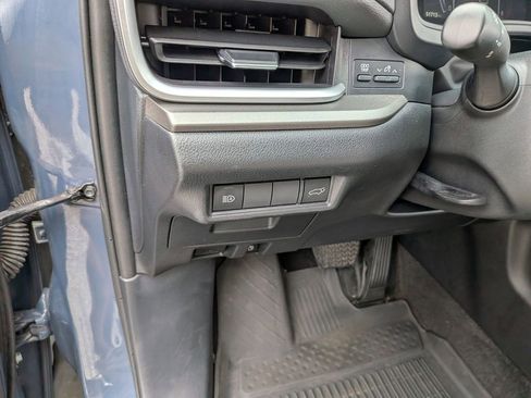 Used 2024 Toyota Grand Highlander AWD image 16