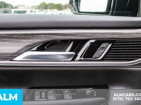 Used 2024 Jeep Wagoneer Series II w/ Flexible Seating Group image 42