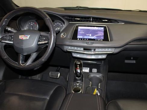Used 2020 Cadillac XT4 Sport image 14