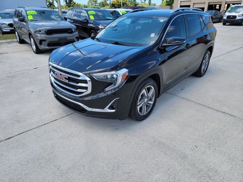 Used 2018 GMC Terrain SLT w/ Preferred Package FWD image 1