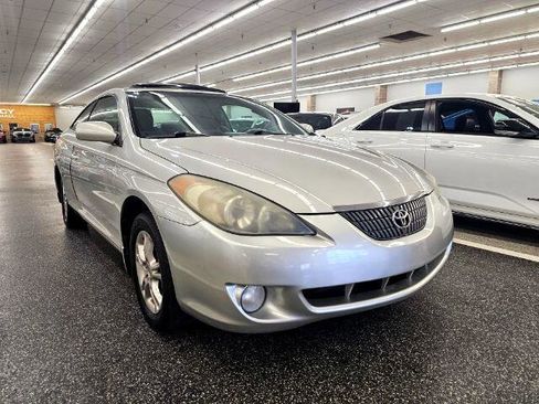 Used 2004 Toyota Solara SE image 3