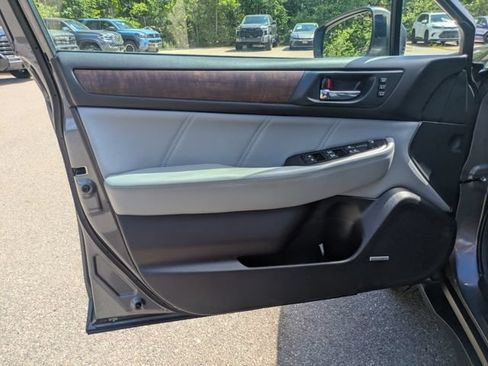 Used 2019 Subaru Outback 2.5i Limited AWD/4WD image 20