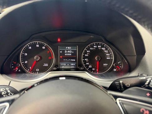 Used 2016 Audi Q5 2.0T Premium Plus w/ Technology Package AWD/4WD image 32