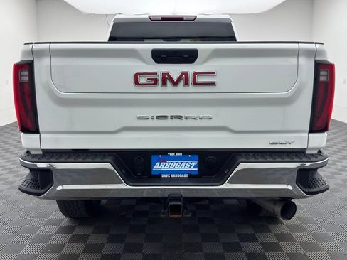 Used 2025 GMC Sierra 3500 SLT AWD/4WD image 8