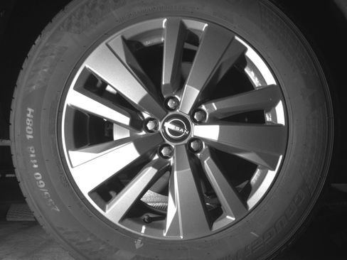 Used 2025 Nissan Pathfinder SV FWD image 15