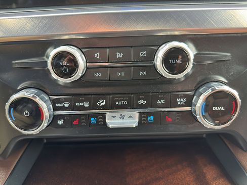 Used 2024 Ford F350 King Ranch w/ Chrome Package AWD/4WD image 12