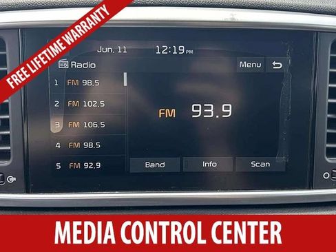 Used 2020 Kia Sportage LX w/ LX Popular Package AWD/4WD image 9