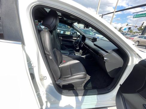 Used 2024 MAZDA MAZDA3 s FWD image 17