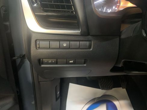 Used 2021 Nissan Rogue SL image 28