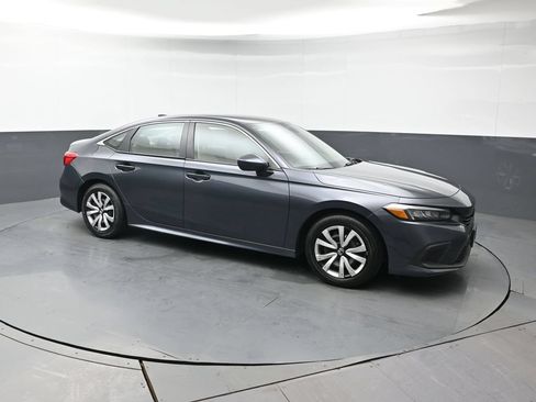 Used 2023 Honda Civic LX image 7