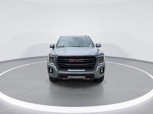 Used 2023 GMC Yukon AT4 w/ AT4 Premium Package AWD/4WD image 2