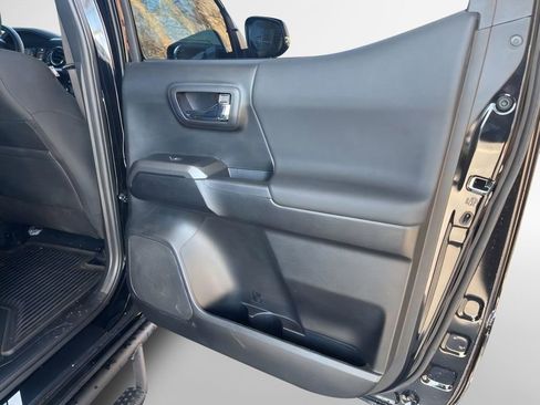 Used 2023 Toyota Tacoma TRD Sport w/ Advanced Technology Package image 25