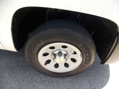 Used 2013 Chevrolet Silverado 1500 W/T RWD image 18