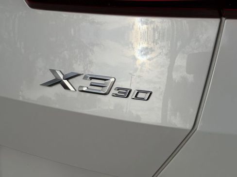 Certified 2025 BMW X3 xDrive30i image 9